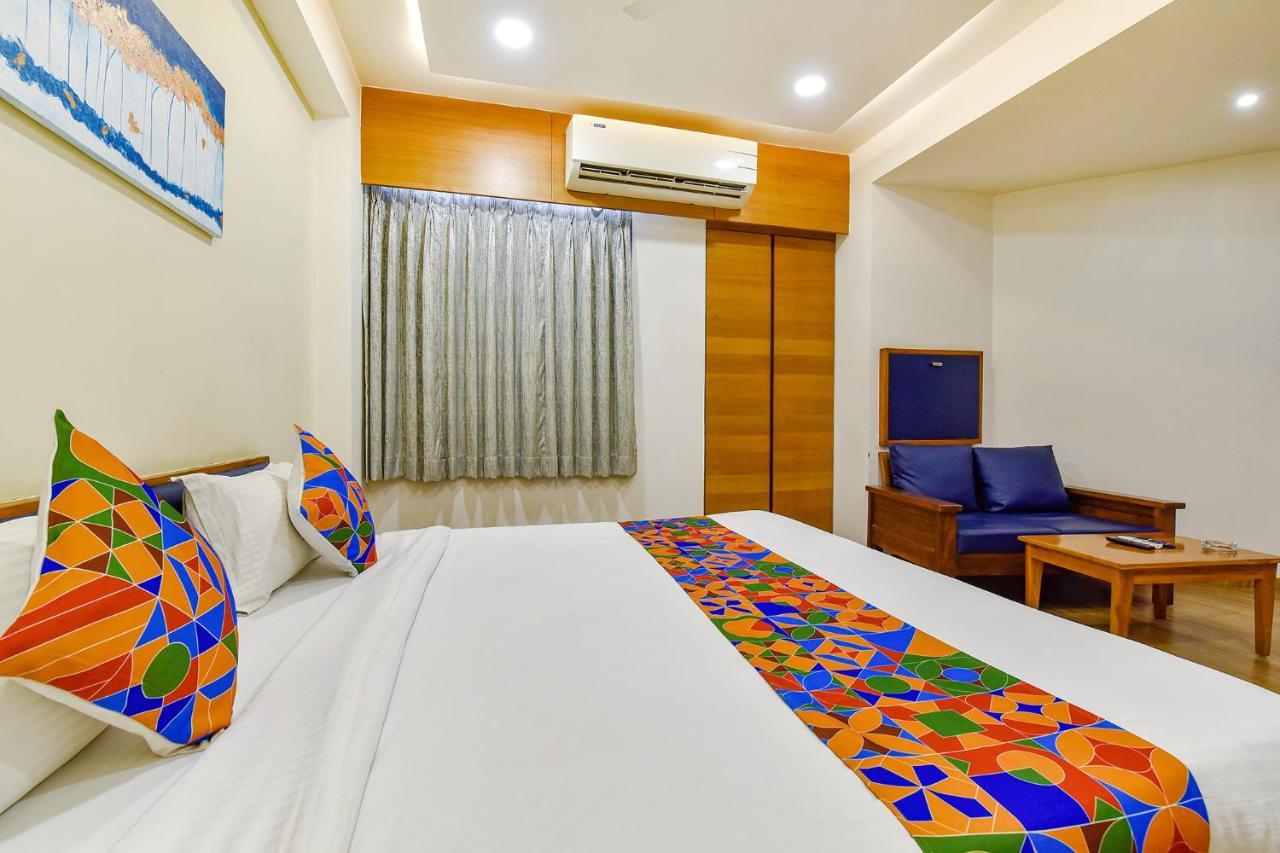 Fabhotel Prime Grand Unity, Changodar Ahmedabad Exterior foto