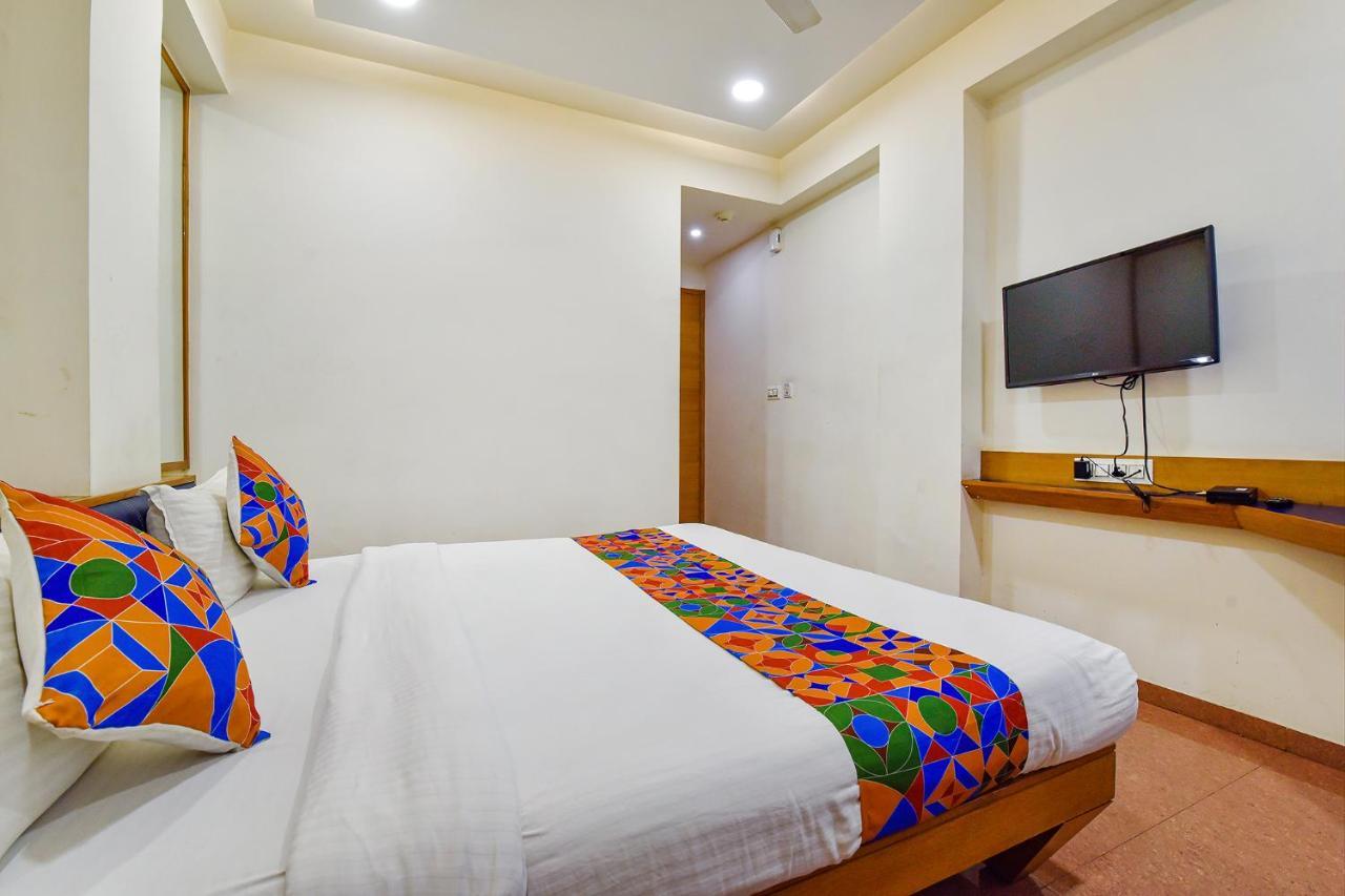 Fabhotel Prime Grand Unity, Changodar Ahmedabad Exterior foto
